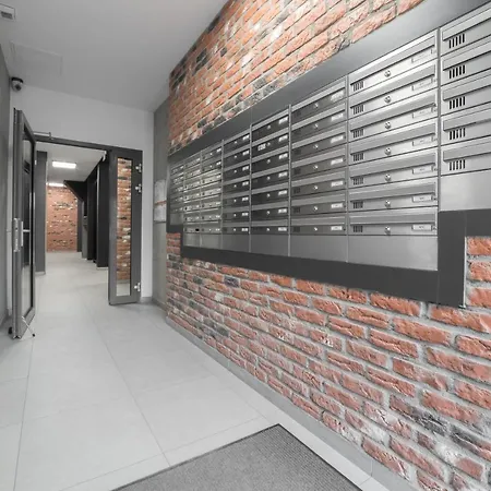 アパート Graniczna 6b ビィドゴシュチュ