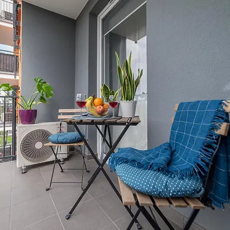 Apartment Graniczna 6b *